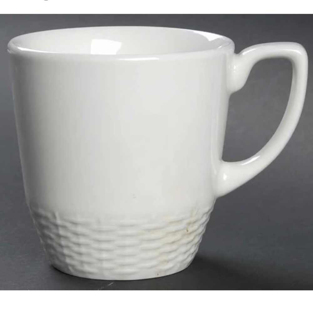 RARE Set of 4 Martha Stewart Macy’s Collection Basketweave Mugs Cups 10 oz white